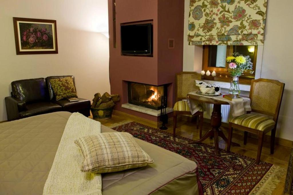 Methexis Boutique Hotel Dimitsana Luaran gambar